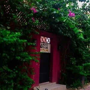  Bed and breakfast O Petit Club Africain