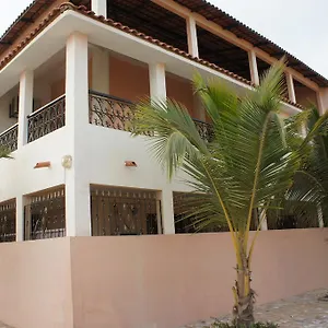 3* Pensión Rosa